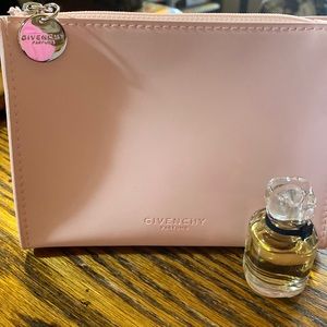 Givenchy make-up bag w .3 oz mini EDP